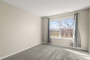 342 Comstock Dr, Elgin, IL 60124 - Photo 52