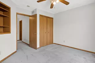 6980 N Summit Dr, Byron, IL 61010 - Photo 34