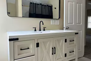 1121 8th Ave, Belvidere, IL 61008 - Photo 12