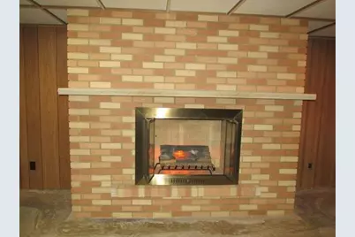 2337 Lynn Avenue, Freeport, IL 61032 - Photo 32