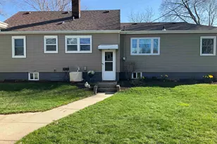 5199 Browns Beach Rd, Rockford, IL 61103 - Photo 6