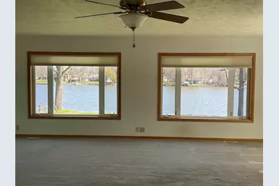 5199 Browns Beach Road, Rockford, IL 61103 - Photo 10