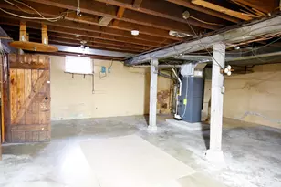 422 N Hennepin Ave, Dixon, IL 61021 - Photo 26