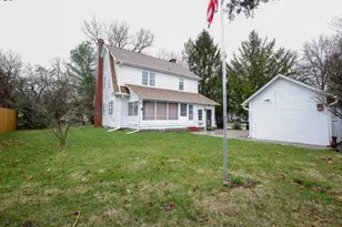 422 N Hennepin Ave, Dixon, IL 61021 - Photo 6