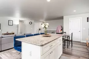 15044 Yellowstone Dr, South Beloit, IL 61080 - Photo 12