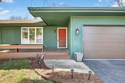 13615 Briarwood Lane, Roscoe, IL 61073 - Photo 6