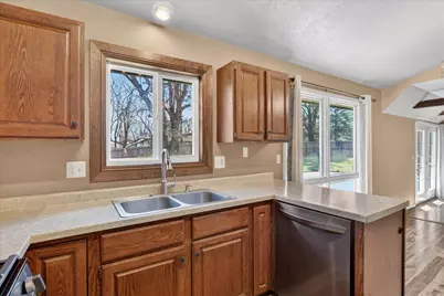 13615 Briarwood Lane, Roscoe, IL 61073 - Photo 22