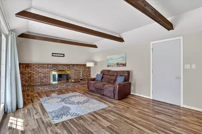 13615 Briarwood Lane, Roscoe, IL 61073 - Photo 18