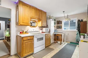 6127 Oak Dr, Byron, IL 61010 - Photo 12