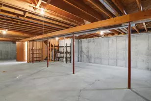 518 Breezeway Dr, Pearl City, IL 61062 - Photo 28