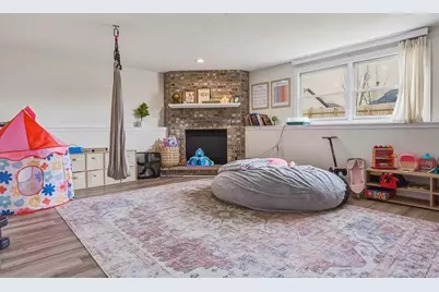 8311 Woodbridge Lane, Machesney Park, IL 61115 - Photo 12