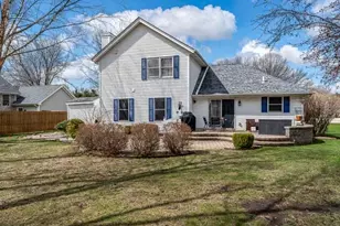 8319 Woodbridge Ln, Machesney Park, IL 61115 - Photo 40
