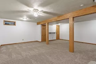 8319 Woodbridge Ln, Machesney Park, IL 61115 - Photo 32