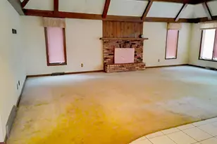 8046 Harvest Hill Dr, Roscoe, IL 61073 - Photo 10