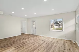 3032 Gladstone Ave, Rockford, IL 61101 - Photo 10