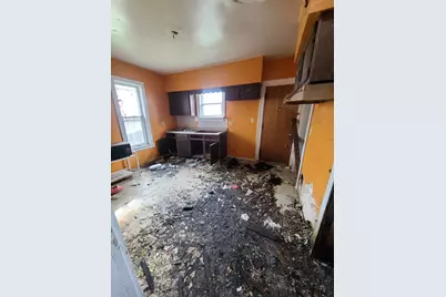 619 Woodlawn, Rockford, IL 61103 - Photo 6