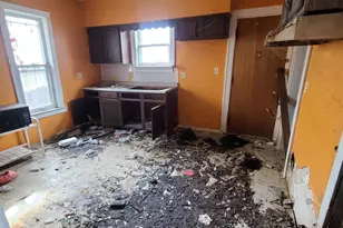 619 Woodlawn, Rockford, IL 61103 - Photo 6