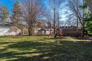 925 Westchester Dr, Rockford, IL 61107 - Photo 8