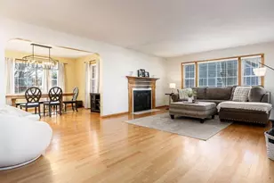 925 Westchester Dr, Rockford, IL 61107 - Photo 12