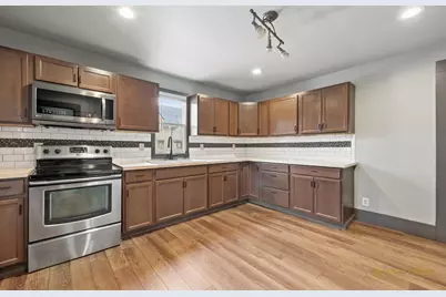 2522 E State Street, Rockford, IL 61107 - Photo 6