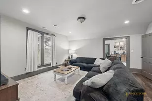 2522 E State St, Rockford, IL 61107 - Photo 14