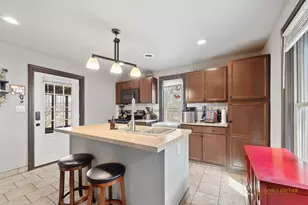 2522 E State St, Rockford, IL 61107 - Photo 12