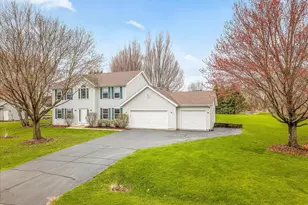 8027 Barclay Rd, Rockford, IL 61102 - Photo 2