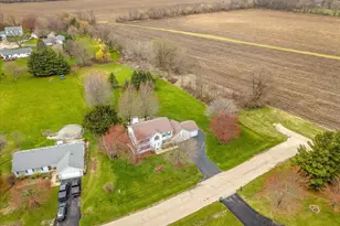 8027 Barclay Rd, Rockford, IL 61102 - Photo 60