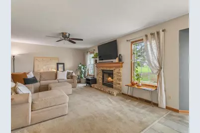 8027 Barclay Road, Rockford, IL 61102 - Photo 14