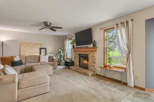 8027 Barclay Rd, Rockford, IL 61102 - Photo 14