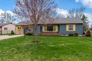 304 Bunn Dr, Rockton, IL 61072 - Photo 4