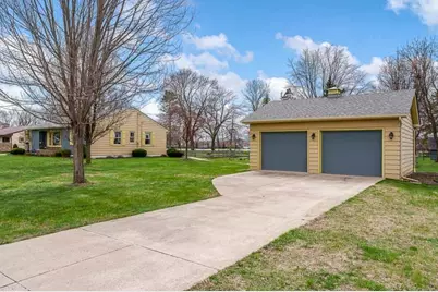 304 Bunn Drive, Rockton, IL 61072 - Photo 2