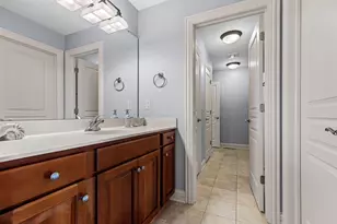 941 Tivoli Dr, Rockford, IL 61107 - Photo 32