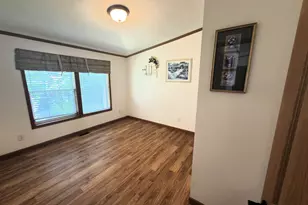 537 Park Ave, Belvidere, IL 61008 - Photo 12