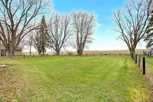 208 W Garfield St, Pearl City, IL 61062 - Photo 28