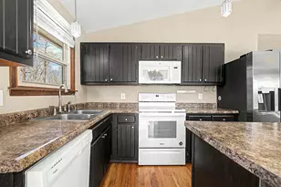 10 Cayuga Trail, Galena, IL 61036 - Photo 4