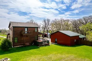 7330 N Crestview Rd, Stillman Valley, IL 61084 - Photo 4