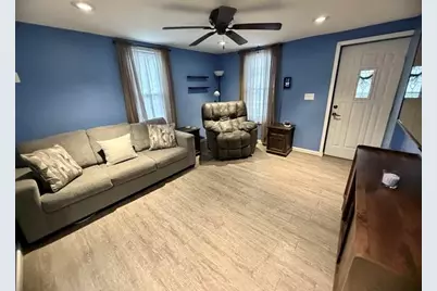 837 Gooding Street, Lasalle, IL 61301 - Photo 6