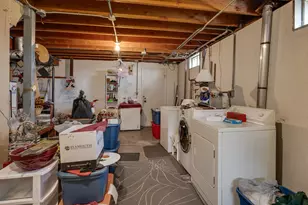1712 Manchester, South Beloit, IL 61080 - Photo 32