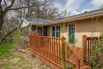1712 Manchester, South Beloit, IL 61080 - Photo 4