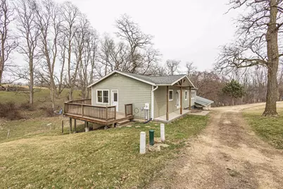 13800 W Valley Road, East Dubuque, IL 61025 - Photo 36