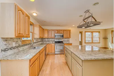 13800 W Valley Road, East Dubuque, IL 61025 - Photo 6