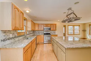 13800 W Valley Rd, East Dubuque, IL 61025 - Photo 6