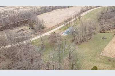 13800 W Valley Road, East Dubuque, IL 61025 - Photo 40