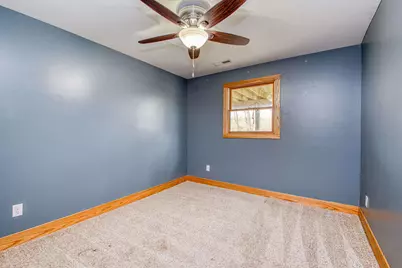 13800 W Valley Road, East Dubuque, IL 61025 - Photo 22