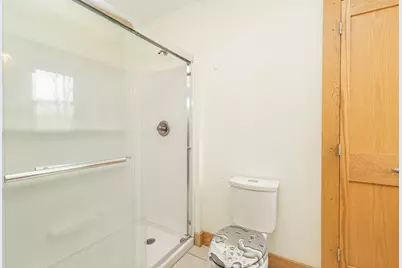 13800 W Valley Road, East Dubuque, IL 61025 - Photo 18