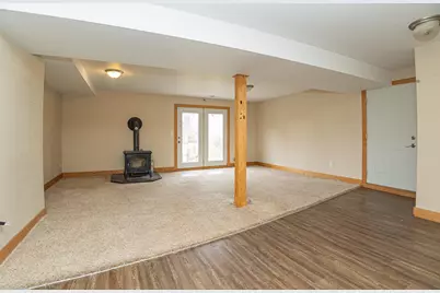 13800 W Valley Road, East Dubuque, IL 61025 - Photo 24