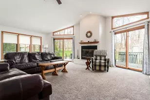 2085 Lake Summerset Rd, Davis, IL 61019 - Photo 10