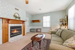 341 Spring St, Galena, IL 61036 - Photo 8