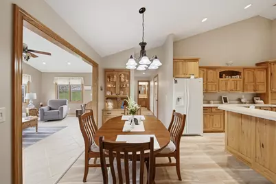 2608 E Hill Drive, Rock Falls, IL 61071 - Photo 14